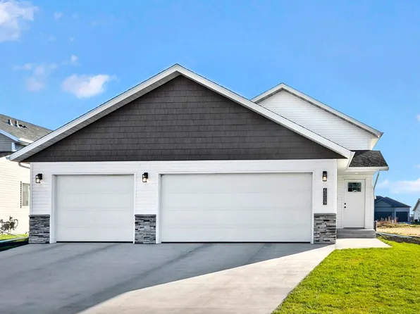 6009 80th Ave S, Horace, ND 58047