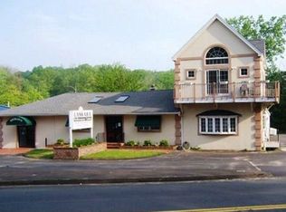 295 Parker Farms Rd, Wallingford, CT 06492