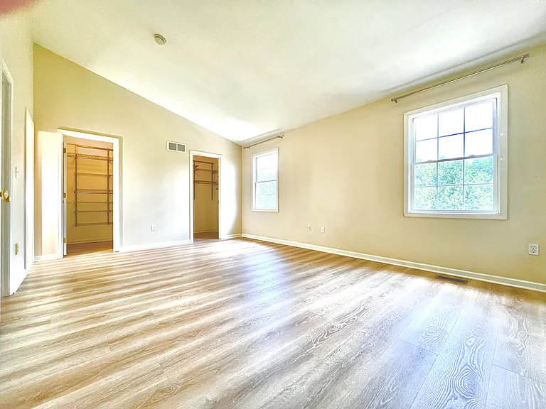1291 Mohr Cir — Photo 13