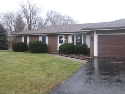 1027 Juniper Ln, Machesney Park, IL, 61115