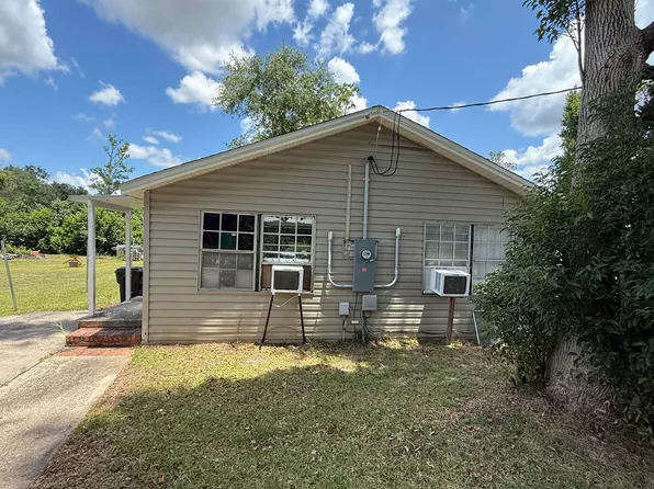 1400 Hernando Dr, Tallahassee, FL 32304