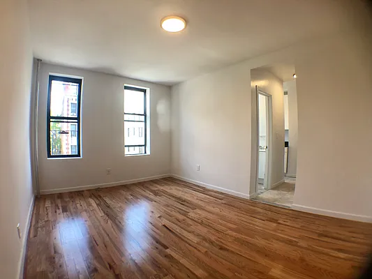 Rented by Bond New York | media 13