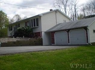 462 Clapp Hill Rd, Lagrangeville, NY 12540