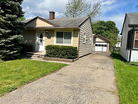 2nd image of 26122 Palmer Blvd