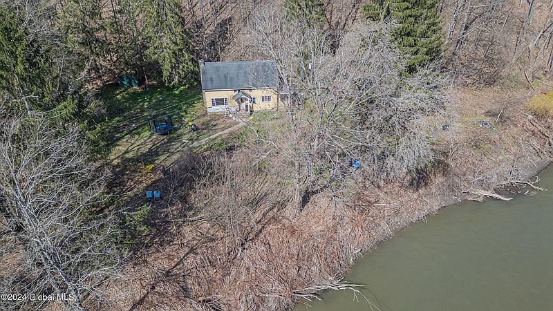 5th image of 129 Brandywine Lane