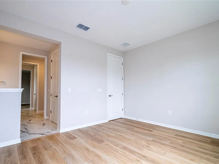 450 Winter Grove Blvd — Photo 86