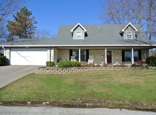 503 Pheasant Run, Zionsville, IN 46077