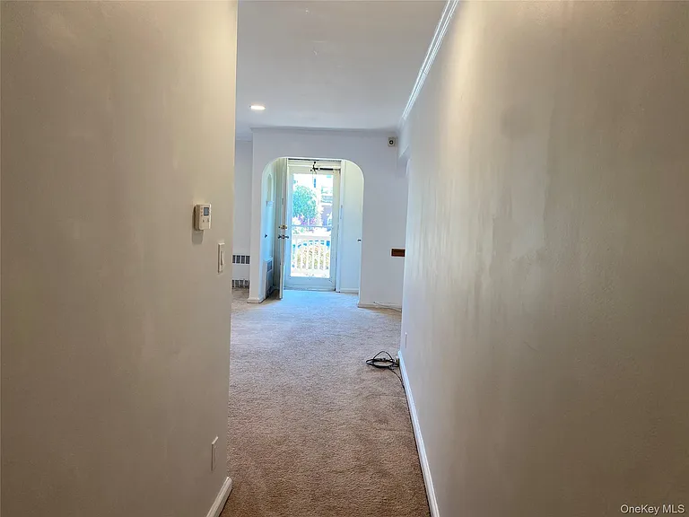 425 E Penn St #LOWER — Photo 6