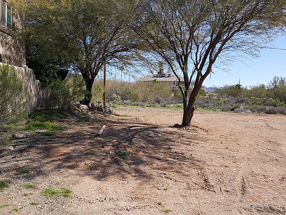 North side privacy wall