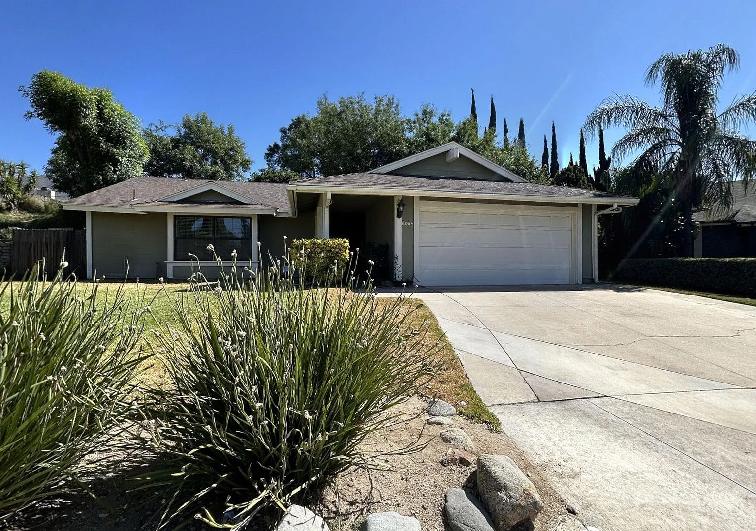 6064 Laura Ln. Beautiful 3 Bedroom 2 Bathroom Home in North San Bernardino! — Photo 1