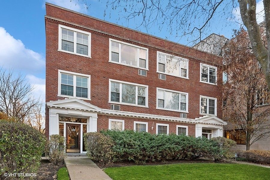 1st image of 420 Park Ave APT 302
