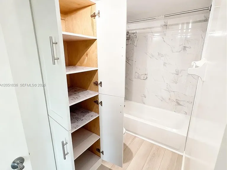 280 SW 20th Rd #504 — Photo 13