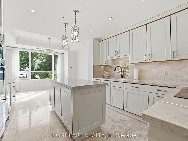 3500 Lakeshore Rd W #328C — Photo 20