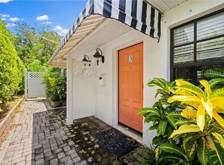 721 9th St S APT 3, Naples, FL 34102