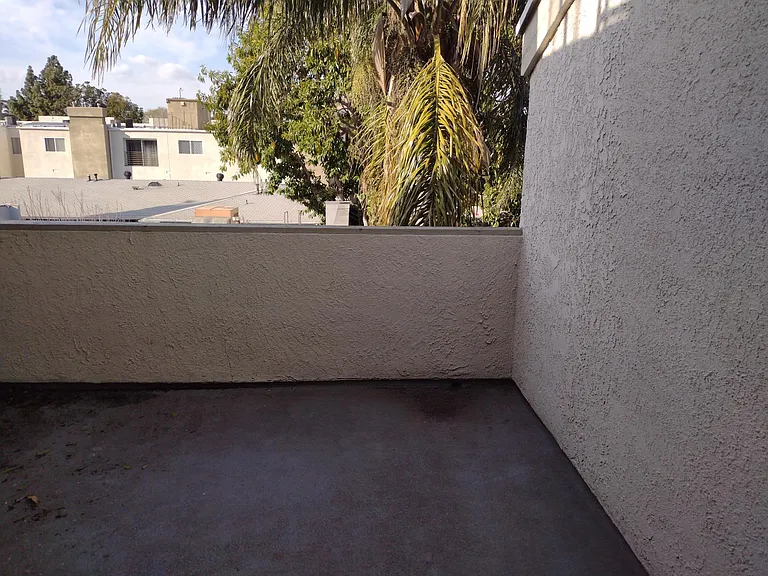 4343 Mammoth Ave #8 — Photo 21