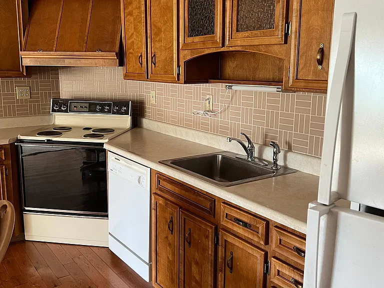 7282 Shawnee Rd #3 — Photo 3