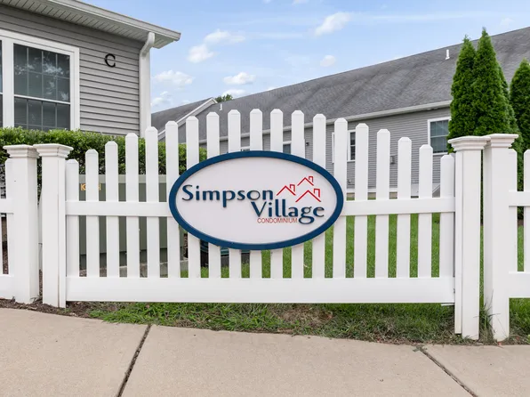 701 Center Street APT B2, Wallingford, CT 06492