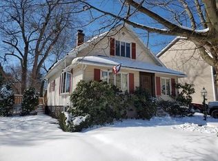 4 Hilton Ave, Worcester, MA 01604