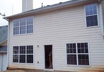 2nd image of 1245 Gates Cir