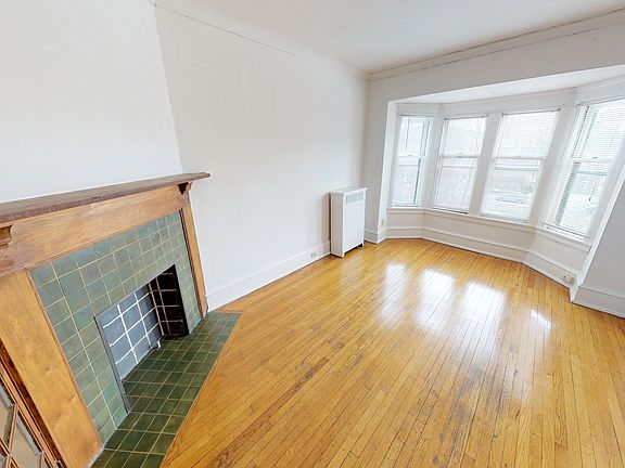 4th image of 2518 N Farwell Ave #18606867