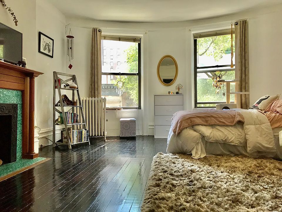 1st image of 251 W 101st St APT 4A