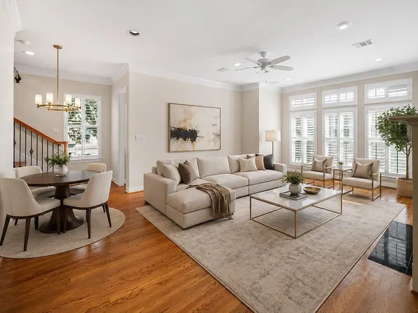 2150 Bancroft St, Houston, TX 77027