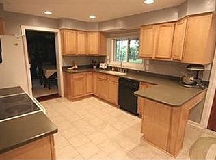 1767 Maple Ln, Dayton, OH 45432