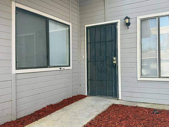 2nd image of 1338 Loughborough Dr