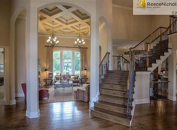 4th image of 14715 Rosewood St