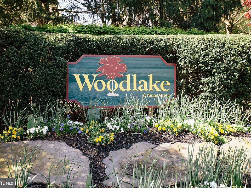 1st image of 95 Woodlake Dr