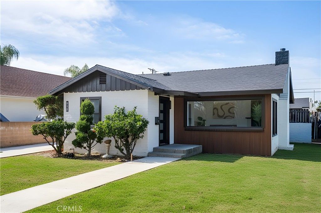 915 N Pasadena Ave, Azusa, CA - View 2