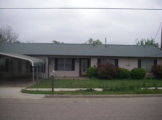 700 S College St, Hamilton, TX 76531