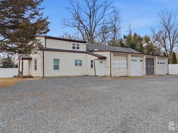 49B Middlesex Rd, Matawan, NJ 07747