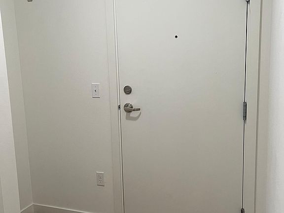 4th image of 6917 California Ave SW APT 108