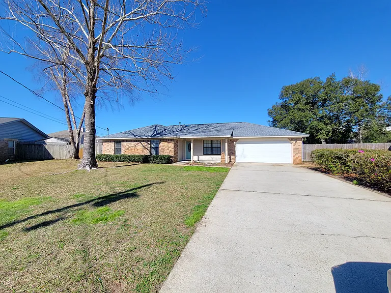 1306 Pine Hill Cir — Photo 18