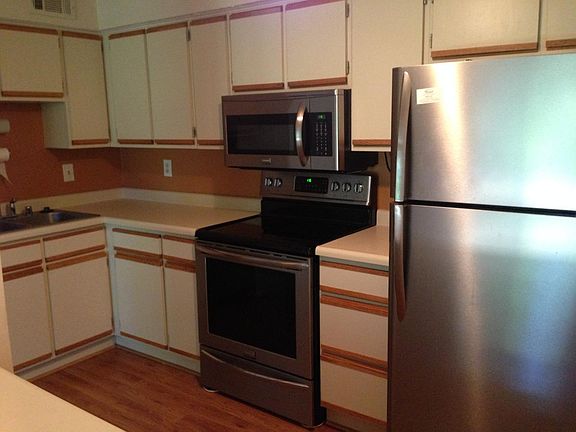 4th image of 3503 Davenport Ct #3503E