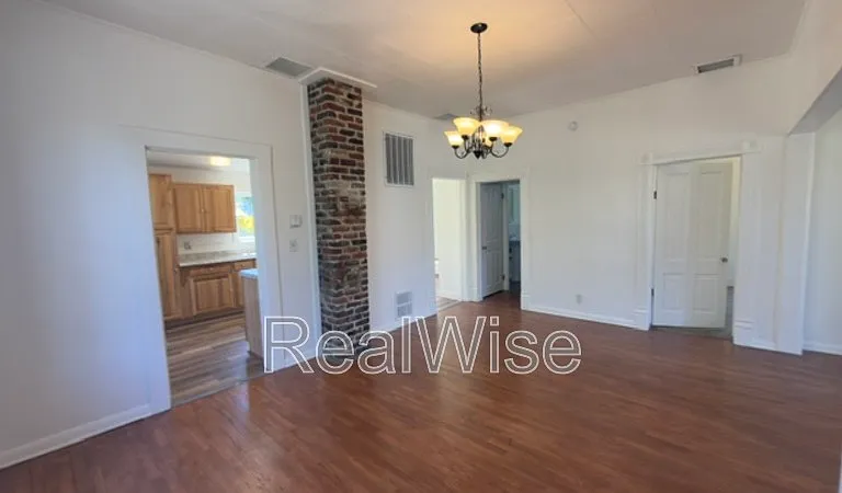 1105 SE Pine St — Photo 7