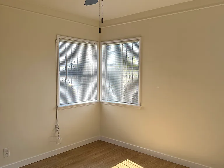 West bedroom & ceiling fan