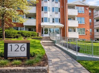 126 Bell Farm Rd #113, Barrie, ON L4M6J3