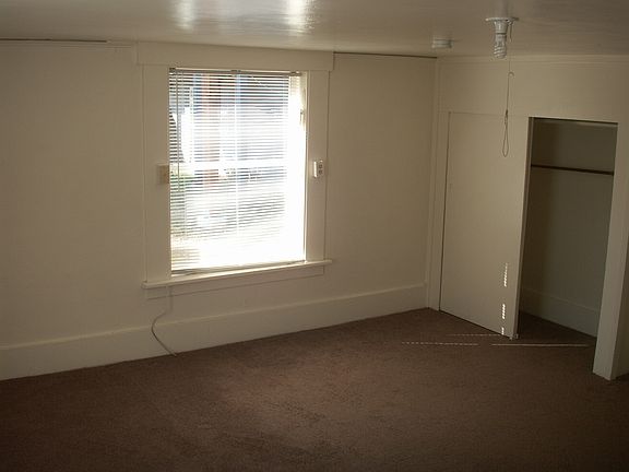 5th image of 1209 S 72nd St APT 1