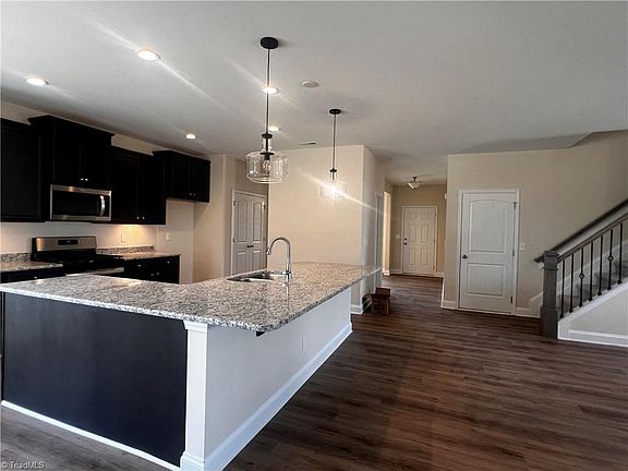 5th image of 630 Mahogany Dr Lot 206