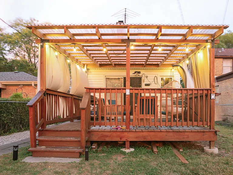 7448 Kenneth Ave — Photo 2