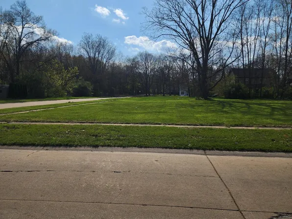 6092 Dexter St, Romulus, MI 48174