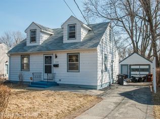 3509 27th Pl, Des Moines, IA 50310