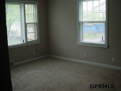 2nd image of 5528 N 35th St