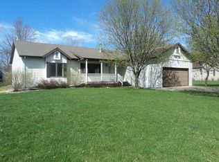 820 27th St, Spirit Lake, IA 51360