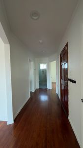 2027 Lawton St - Image 5