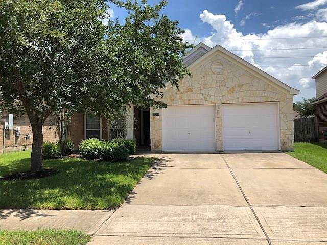 1st image of 25719 Oakstone Park Dr
