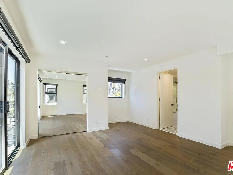 538 Vernon Ave — Photo 30