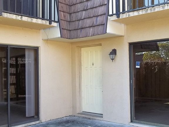 2nd image of 1301 13th Ln #B